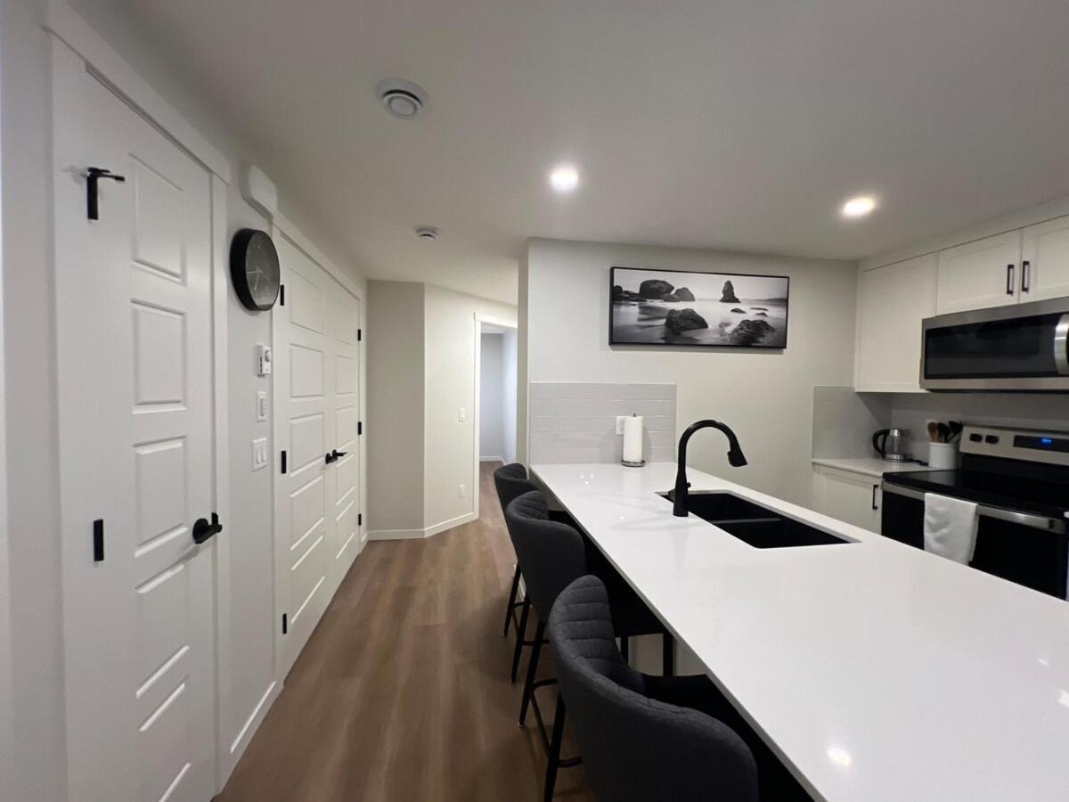 2-bedroom Near Airport *