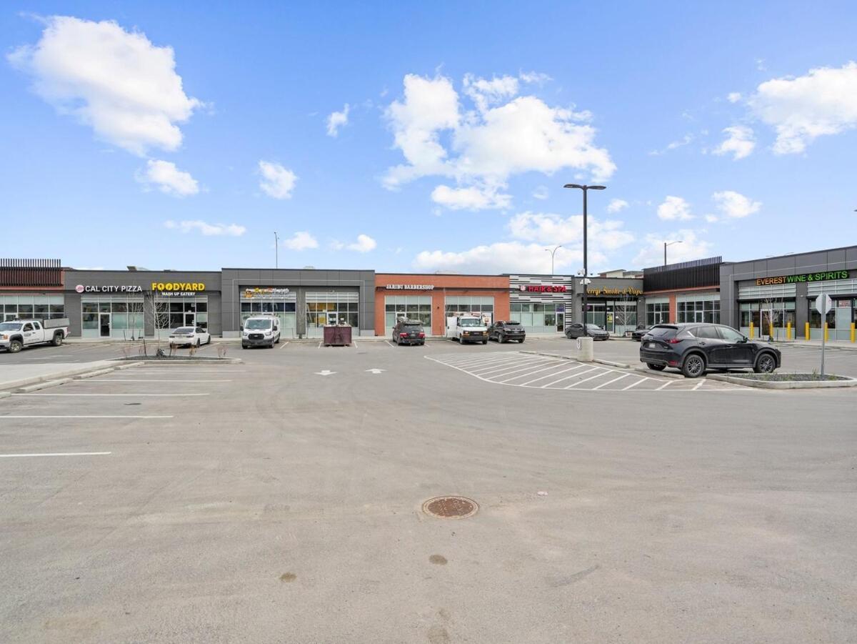 2-bedroom Near Airport Apartment *