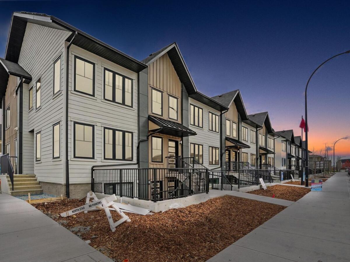Apartment 2-bedroom Near Airport Calgary