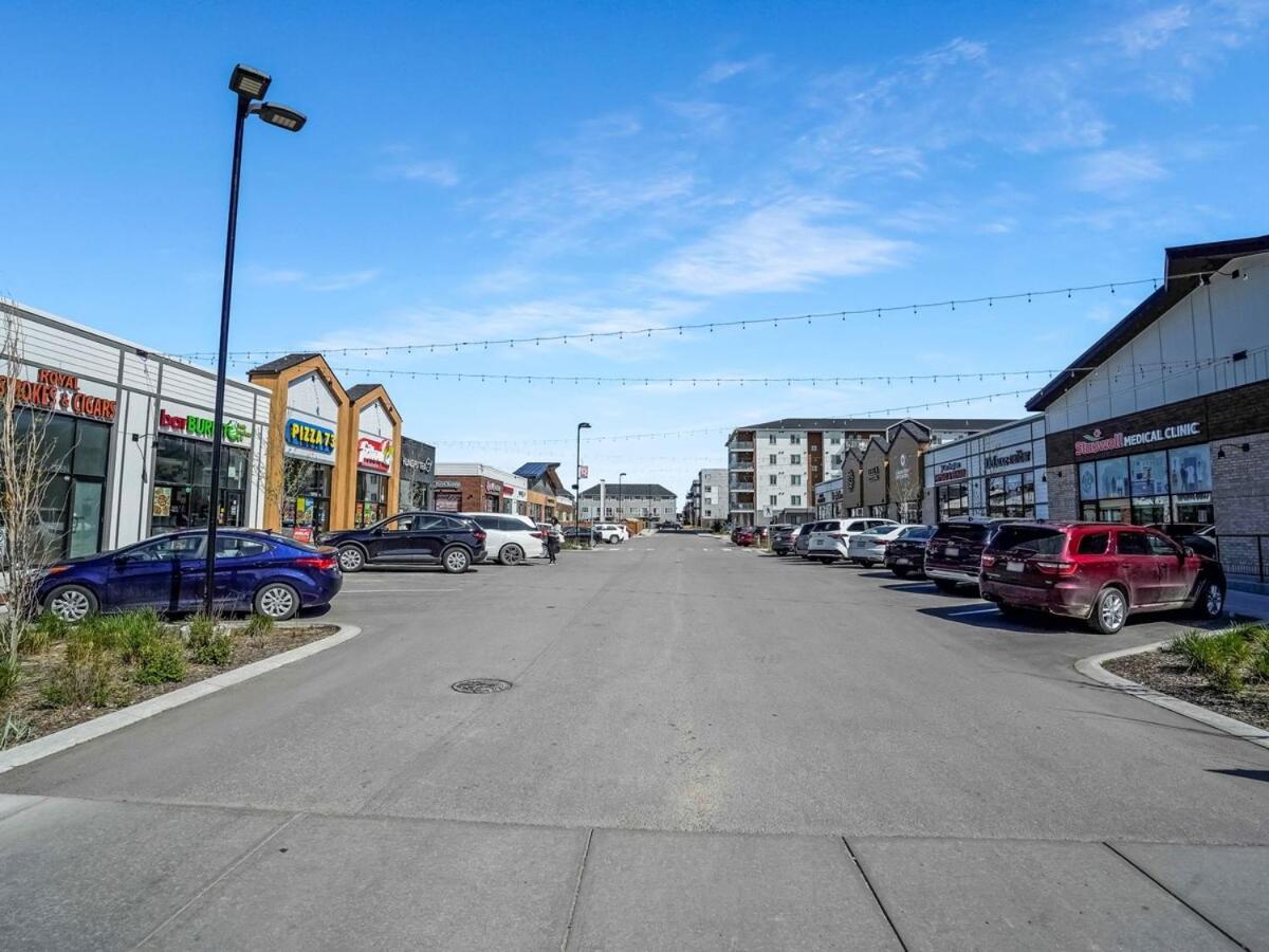 2-bedroom Near Airport * Calgary